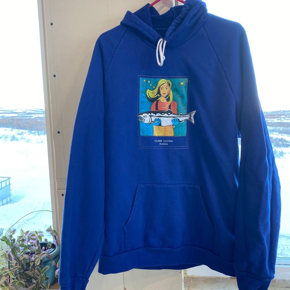 Salmon Sister Hoodie Women’s XL